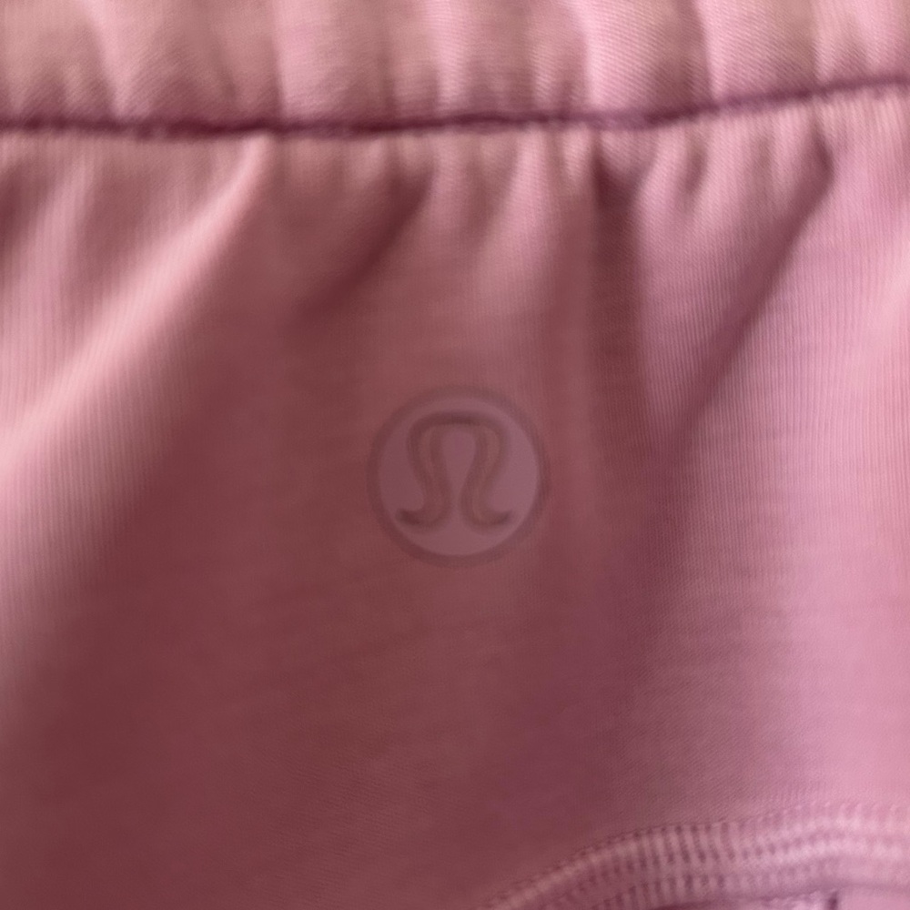 Lululemon Softstream Shorts Size 4 NWOT - Picture 6 of 9